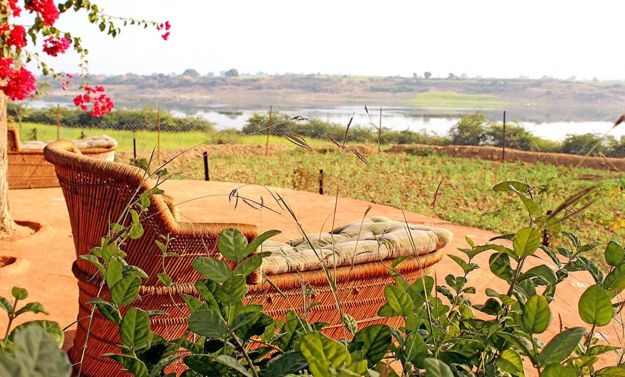 Bhadrawati - A Riverside Safari Lodge Ranthambore Exterior photo