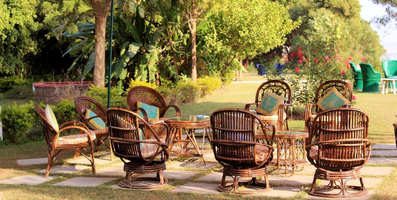 Bhadrawati - A Riverside Safari Lodge Ranthambore Exterior photo