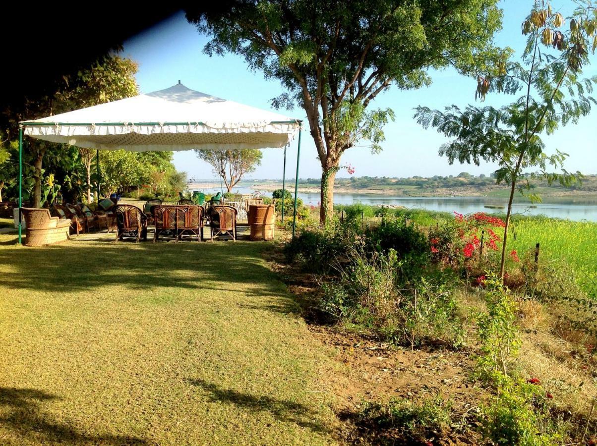 Bhadrawati - A Riverside Safari Lodge Ranthambore Exterior photo